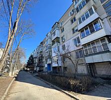 Parc! Sec. Riscani, str. Florilor. 2 camere + Living. Euroreparatie!!!