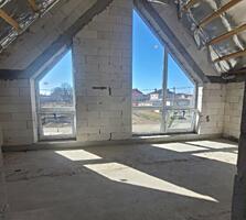 Продам двухэтажный таунхаус 125 кв. м., Лески.