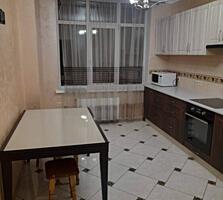 Продам однокомнатную квартиру в ЖК Люксембург. Комната разделена на ..