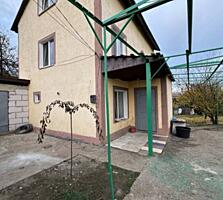 Продам трёх этажный дом в селе Кошары, Одесской области расположен на 