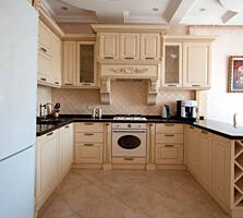 Трехкомнатная квартира в элитном доме на Французском бульваре.