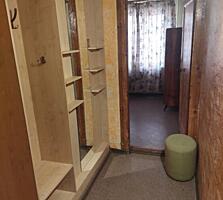 Продаю хорошую 2-х комнатную квартиру (ул. Театральная)