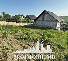 ​ Vă propunem spre vânzare această casă în 2 nivele, or. Codru,str. ..