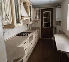 В продаже двухкомнатная квартира на земле в районе Шустова. ...