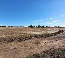 Продаётся участок в Фонтанке правильной формы в престижном районе. ...