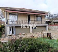 Casă 210 m² cu 5 dormitoare și teren 10 ari – Euroreparație | Drochia,