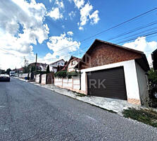 Se oferă spre vânzare o casă spațioasă și bine compartimentată, ...