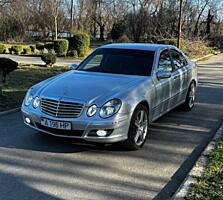 Мерседес 211 кузов, 2005 2.2 дизель