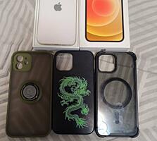 Продам Айфон 12