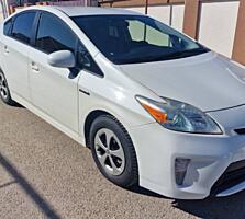 Toyota Prius 30 газ метан