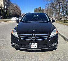 Mercedes Benz R350d 4matic long