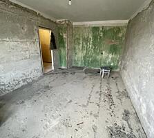 Продам 1-комнатную квартиру район самолета