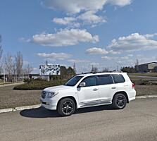 Toyota Land Cruiser 200