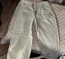 Джинсы Bershka