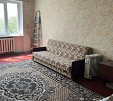 Предлагается к продаже квартира в удовлетворительном жилом состоянии, 