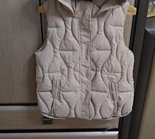 Продам новую жилетку XL