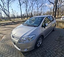Toyota Auris 2011