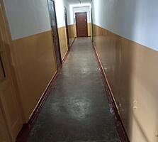 2 комнатная Кировский баня 2/4 не угловая. Нужен ремонт