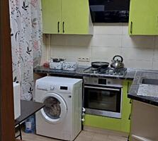 Продам 2хкомнатную квартиру рядом с Аркадией и парком Победы