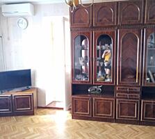 Продається затишна квартира, розташована на 12-му поверсі. Загальна ..