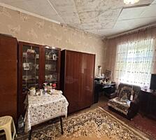 Предлагается к продаже просторная 3 комнатная квартира в историческом 