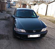Продам Опель Вектра Б, 1998 года выпуска, 1,8 бензин.