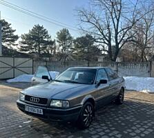 Продам Ауди 80 б4