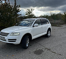 Volkswagen Touareg 3.2 бензин + метан