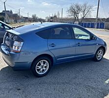 Tayota Prius /20