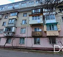 Apartament cu 2 camere separate, zona "40 de ani"