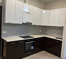 Продам уютную однокомнатную квартиру у моря. Светлая просторная кухня 