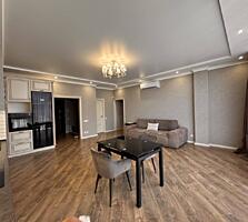 В продаже просторная и современная квартира в Киевском районе - ...