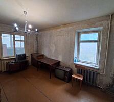 Предлагается к продаже однокомнатная квартира общей площадью 42 кв.м. 