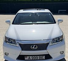 Lexus ES 300H в максимальной комплектации