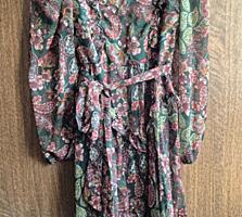 Продам женское платье