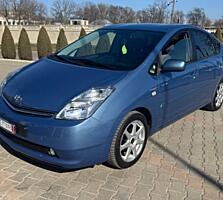 Продается Toyota Prius 20 (XW20)