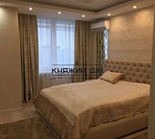 Продажа Шикарной 4-х к квартиры по Драгоманова 4а, 104/75/22 кв. м, ..