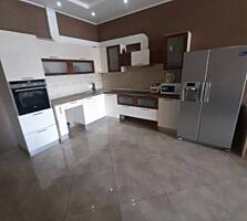 Предлагаются к продаже просторные апартаменты с видом на море в одном 