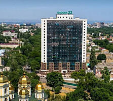 Квартира в новом доме с красивым видом на город и море.