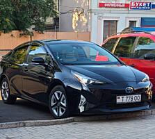 Тойота Приус 51 гибрид 2016год