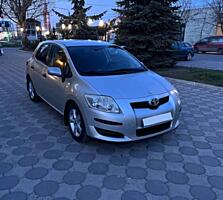Продам Toyota Auris 2009 год 1,4 D-4D 6 cт. механика Европа