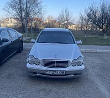 Продам Mercedes-Benz C-Class W203