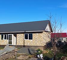 Два новых дома на одном участке в Александровке!