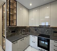 Однокомнатная квартира с новым ремонтом в Кадор сити на Краснова.