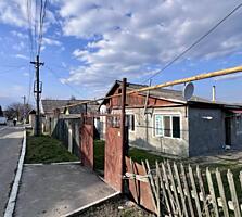 Casă de vânzare în orașul Vatra, cu teren de 7 ari!