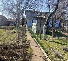 Продам дом с участком 10 сот.