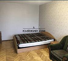 Продаж 1 кім квартири по вул. Вересневая 5 ( цегляний будинок 1970 ...