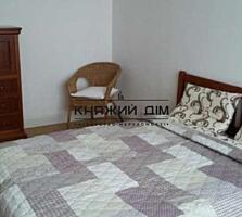 Продаж 4 кімнатної квартири на вул. М. Житомирська 17. 4 поверх 4 ...