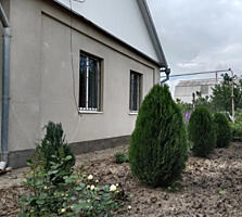 Продам капитальный дом с газом в центре г.Раздельная (Одесская обл.)