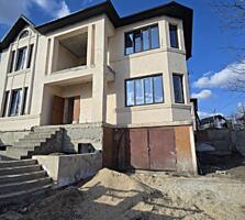 Дом, 256 м², Кодру